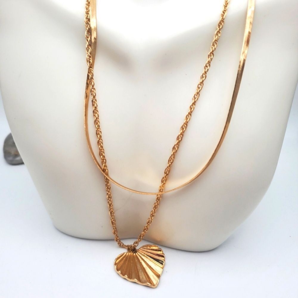 Aphrodite Gold toned leaf herringbone liquid gold styled look‎ necklace